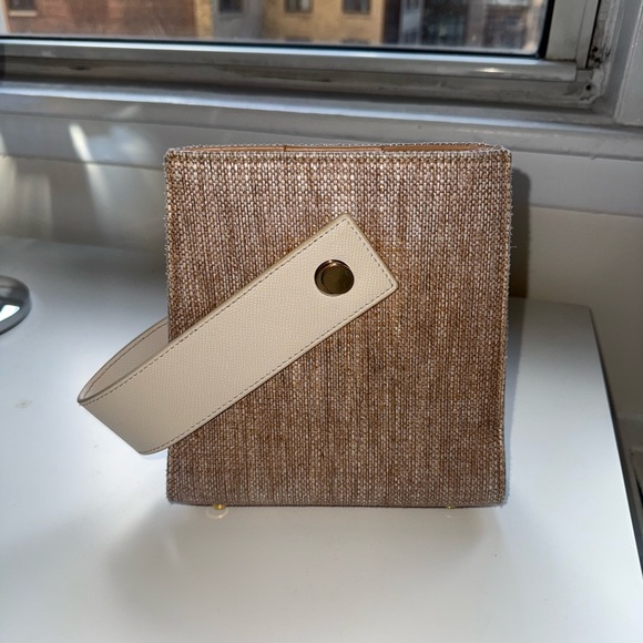 Lizzie Fortunato Tan Woven Pronto Purse - Picture 3 of 8